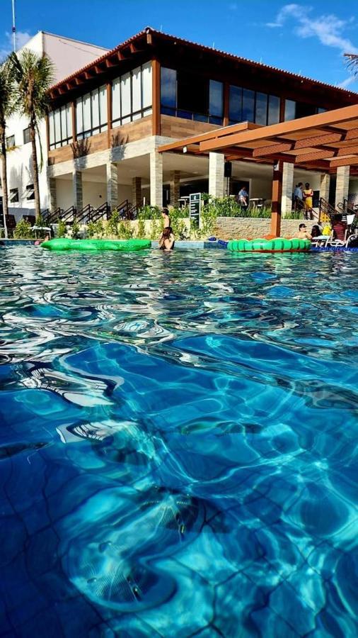 Hotel Quinta Santa Barbara ปิเรนนอโปลิส ภายนอก รูปภาพ